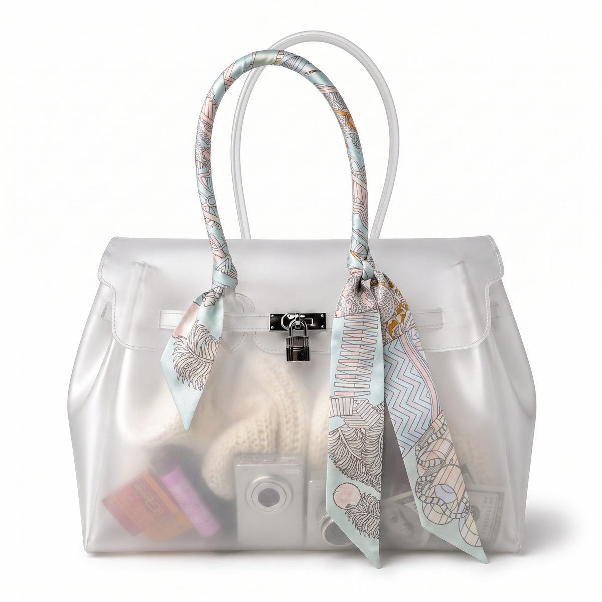Foulard motif Nao noue sur l anse d un sac cabas transparent Le MAGA edit