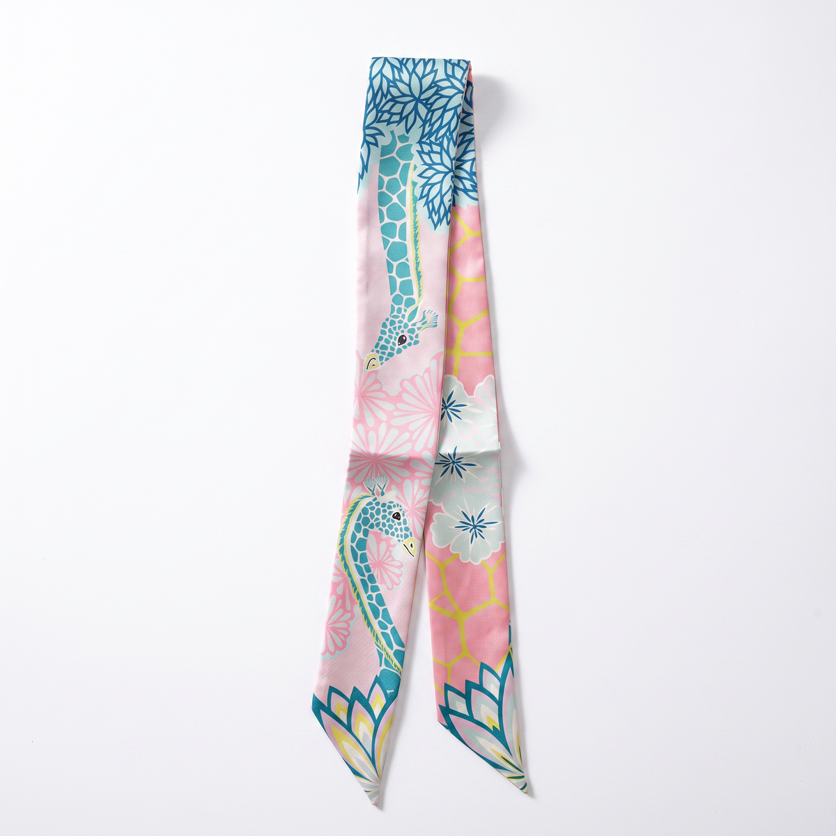 Foulard d anse en satin motif Pina, ruban a nouer sur l anse d un sac