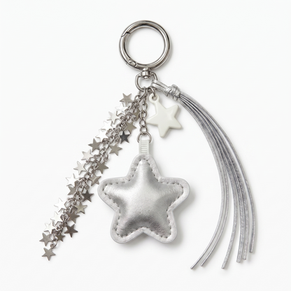 Charm étoile coloris Argenté, breloque à cascade d'étoiles et pompon à franges
